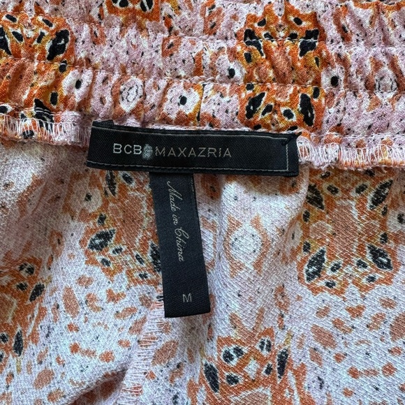 BCBMaxazria Women's Paisley Print Flowy Vacation Colorful Shorts Size Medium - Picture 3 of 6